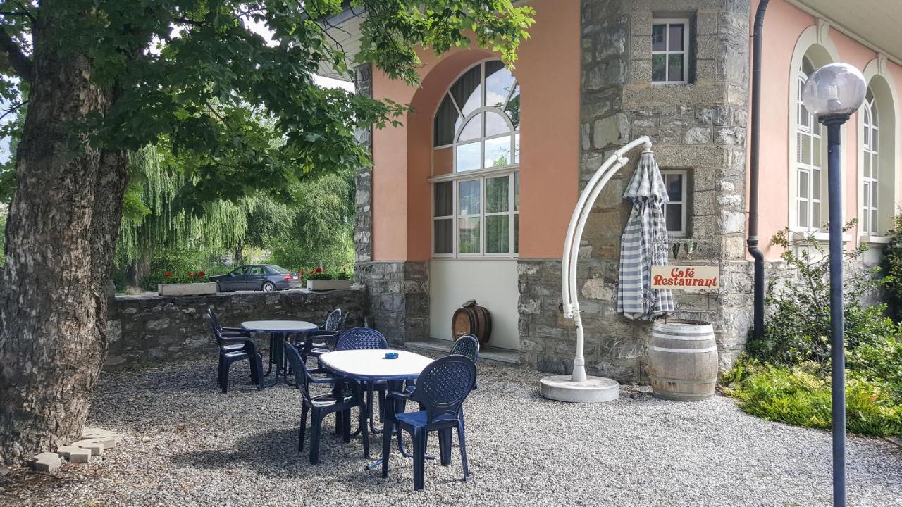 Hôtel les Berges Chippis Exterior foto